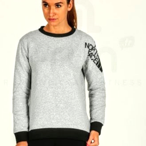 **Like New** The North Face Train N Logo Pullover Sweatshirt. - Picture 5 of 11